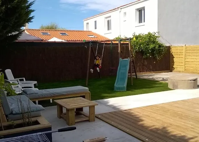 Prázdninový dům Maison Bord De 3 *