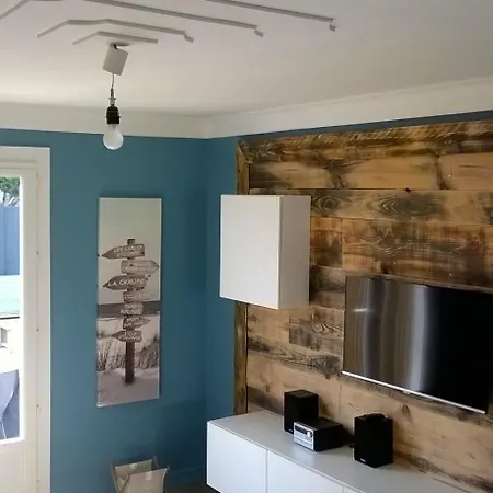 Maison Bord De 3 莱萨布勒-多洛讷