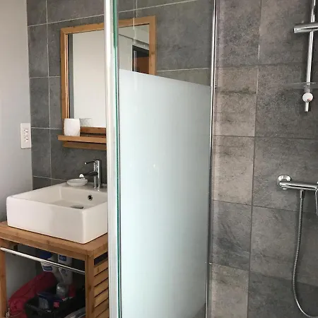 Maison Bord De 3 * 莱萨布勒-多洛讷